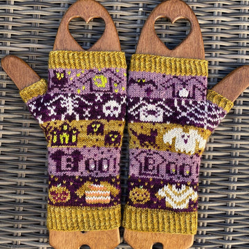 Sweater Weather Mitts Halloween