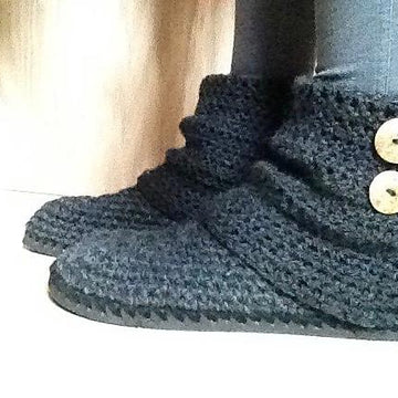 BOOTEE Slippers with flip flops soles