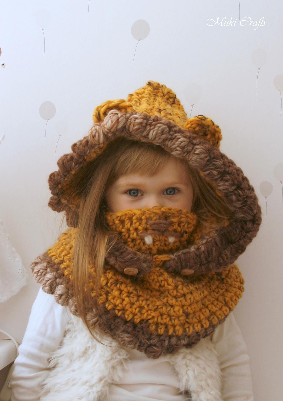 Ian lion hooded cowl