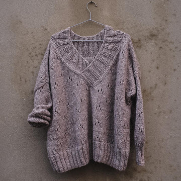 Air boxy V neck pullover