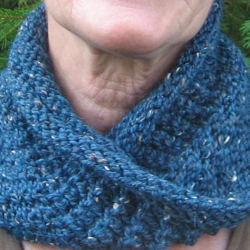 Twist & Turn-The Cowl