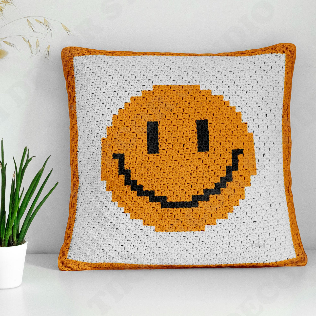 Mini C2C Emoji Smile Face Pillow 42x42 Squares Crochet Pattern