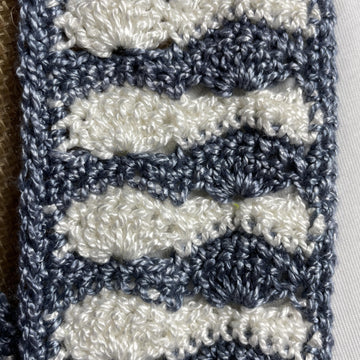 EASY Mobius Shell Scarf