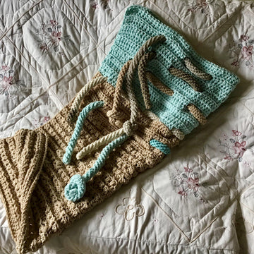 The Lighthouse Throw
