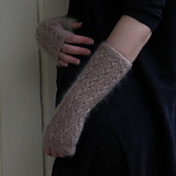 Lucinda Mitts