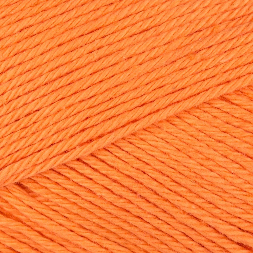 Yarn and Colors Must-Have