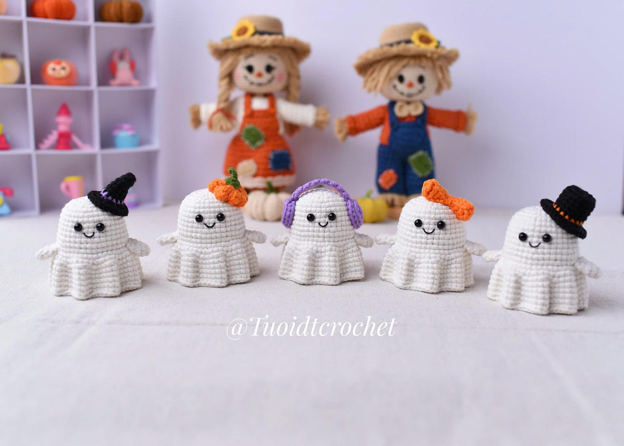 Halloween Ghost Keychain