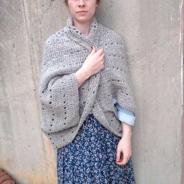 Della Shrug