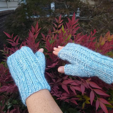 Stratus Fingerless mitts