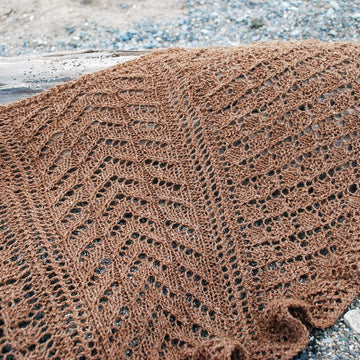 Aerie Shawlette