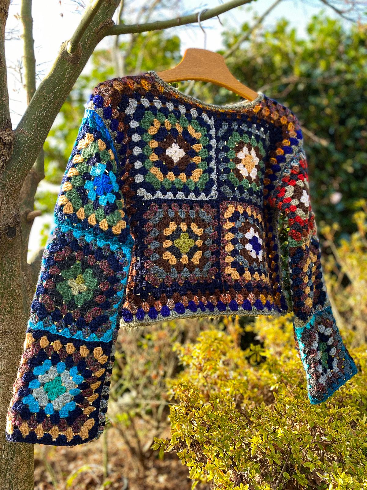 GRANNY SQUARES Sweater