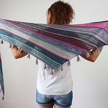 Shawl without weaving ends