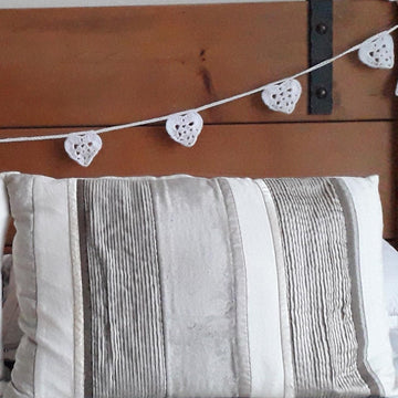 Eloelai Loveheart Bunting