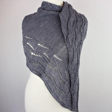 Knitting Pattern asymmetrical Shawl "The Young Mouse"