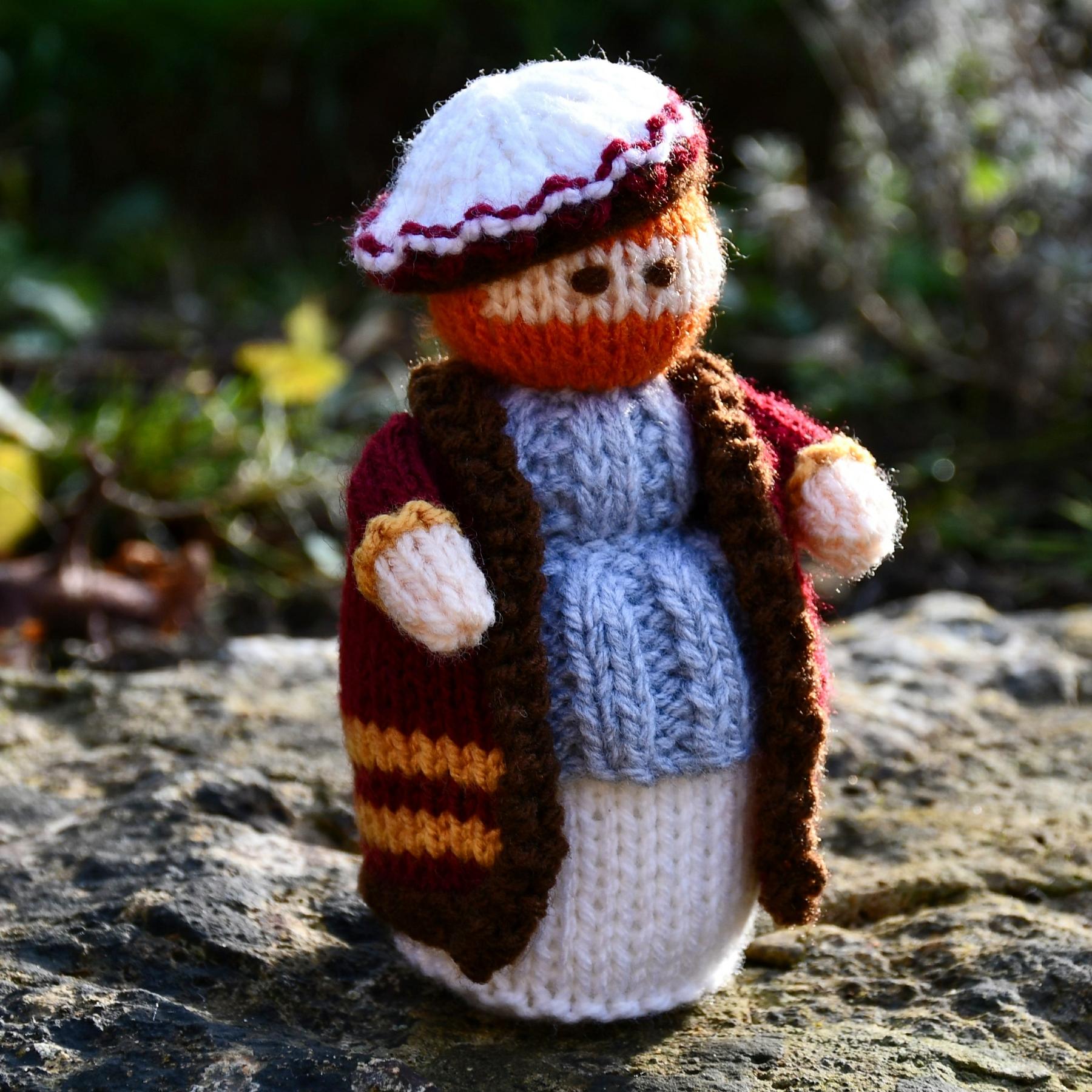 Henry VIII Doll Knitting Pattern - Toy Knitting Pattern