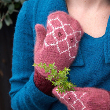 Manuka Mittens