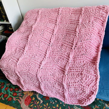 Cable-Tied Ripple Blanket