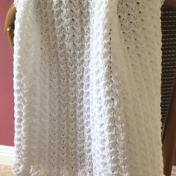 Dainty Hearts Baby Blanket