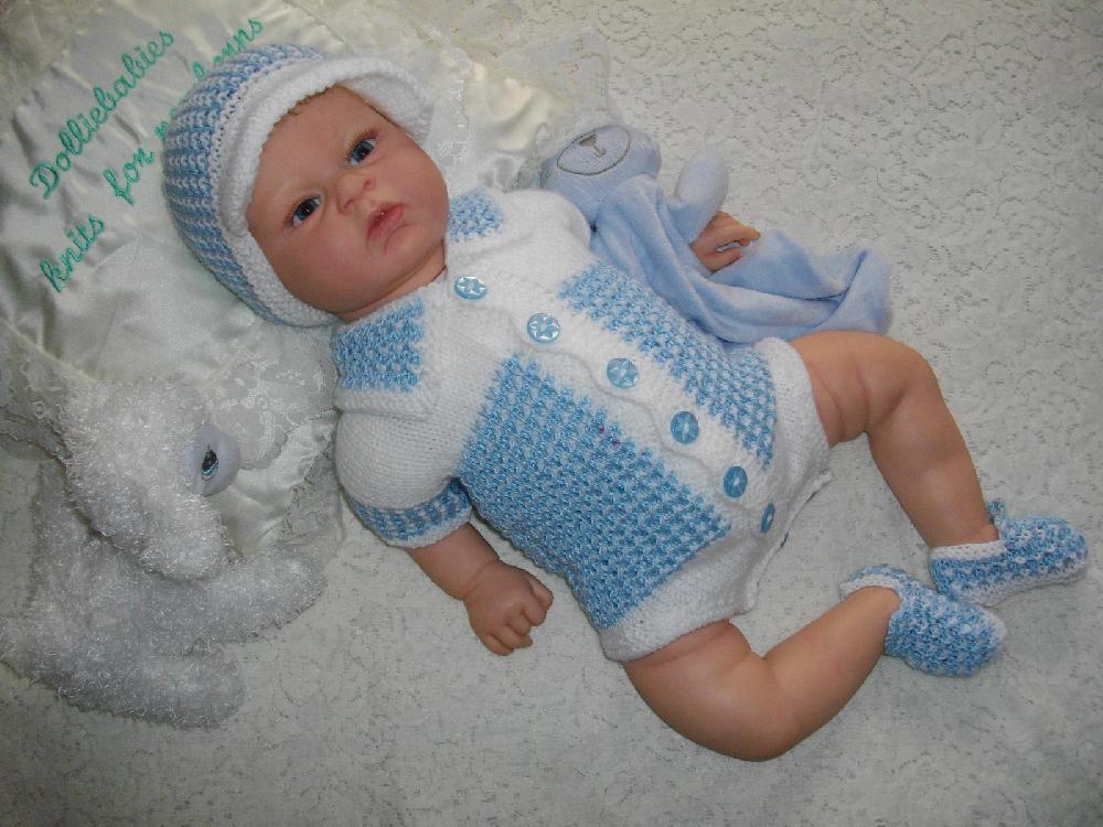 35. Multi Size Boys Vest, Peaked Cap & Slippers