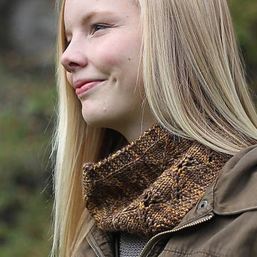 Summerly scarf and cowl