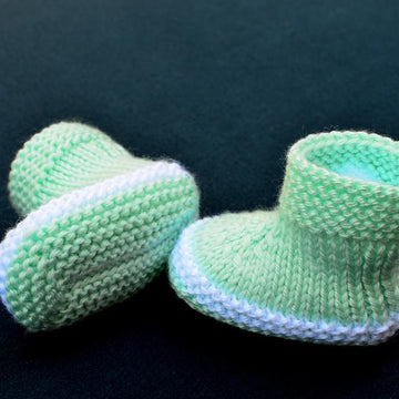 Two Colors Simple Baby Booties