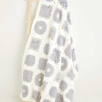 Blanket in Hayfield Bonus Chunky - 10228 - Leaflet