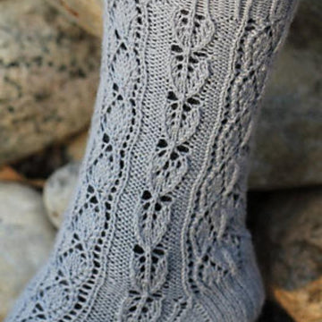 Leafy lace socks