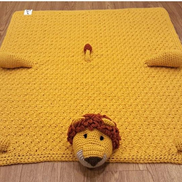 Noah's lion cot blanket