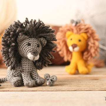 Kindly Lion and Mouse
