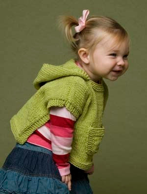 Hooded Baby Poncho in Lion Brand Cotton-Ease - 60549A