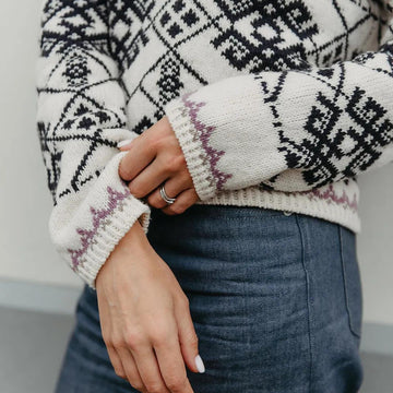 Jumis Sweater