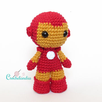 Iron Man amigurumi doll - crochet pattern by Crochelandia