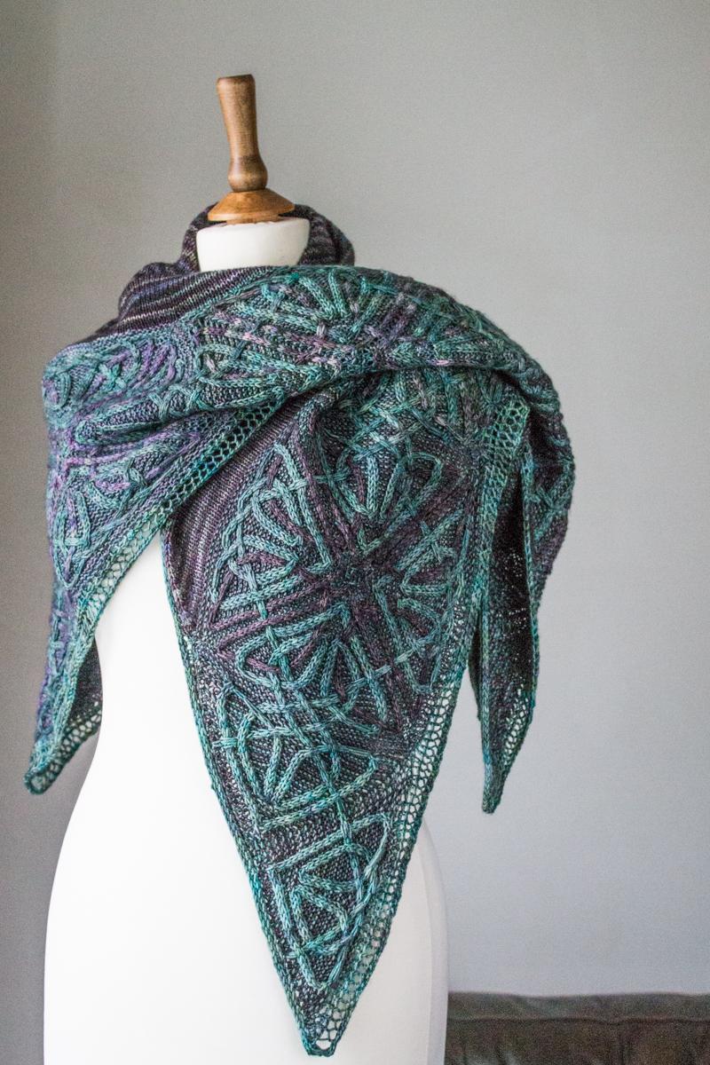 Durrow shawl