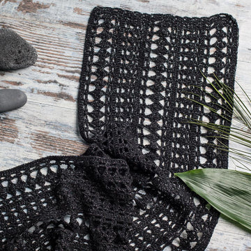 Diamond weave scarf