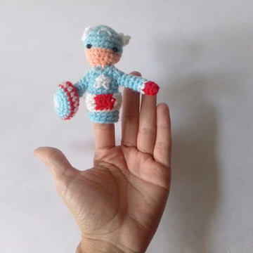 Finger puppets super hero Capt