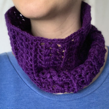 Winter Berries Cowl