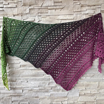 Triangular Scarf "Dryope"
