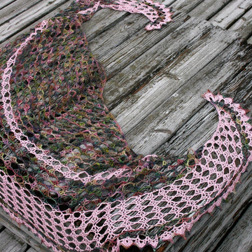 Trefoils Pour Toi Shawl