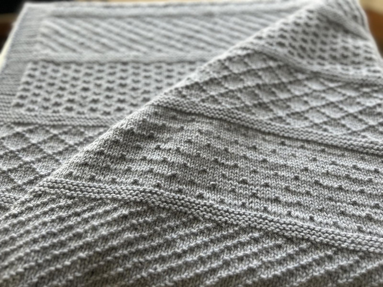 Simple Knit / Purl Blanket