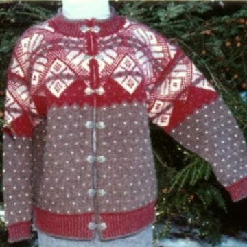 Roses and Cloverleaf Cardigan