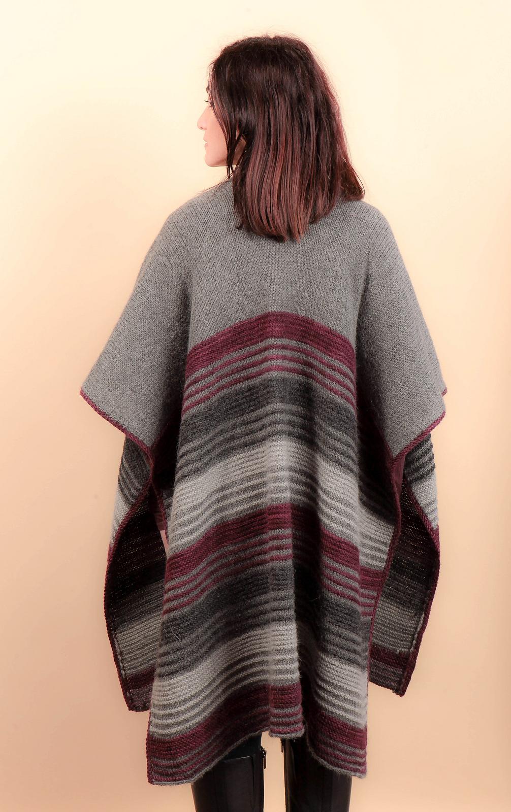 Modena Poncho