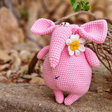 Pink elephant amigurumi easy crochet pattern P1