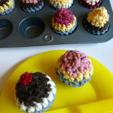 Crocheted Mini Cupcakes