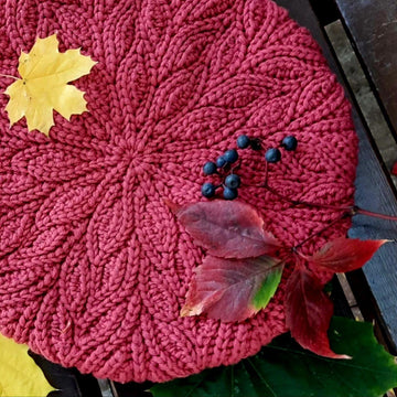 Ivy Crochet Beret