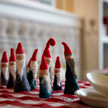 5 Santas