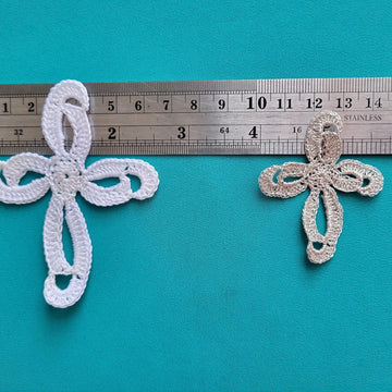 Cross favors pattern