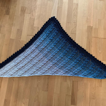 Triangular Scarf "Kabye"