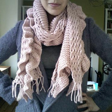 Naomi Scarf