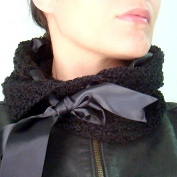Easy Peasy Cowl