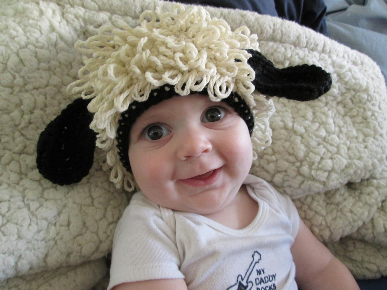 Little Lamb Earwarmer